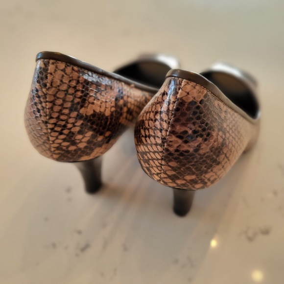 Franco Sarto Peep Toe Heels - Picture 3 of 4